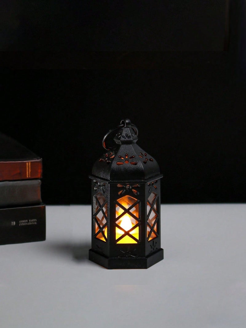 2 فانوس رمضان مزخرف مع شمعة إلكترونية LED – ديكور رمضاني بإضاءة دافئة - 2 قطعة - Image 2